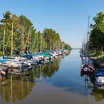 In 43401 Balatonmariafurdo