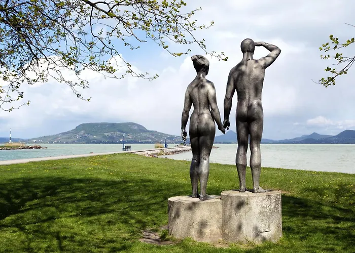 In 43401 * Balatonmáriafürdő