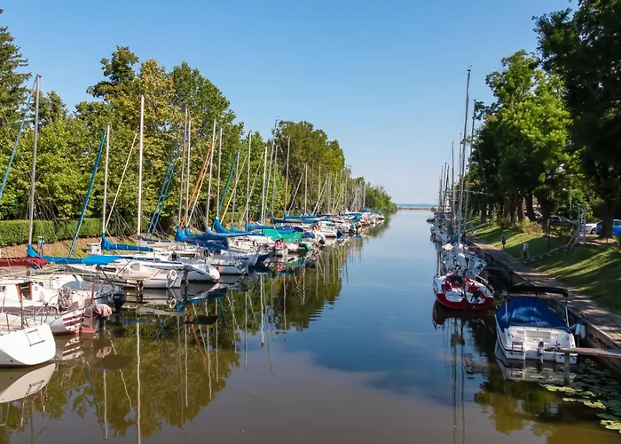 In 43401 Balatonmáriafürdő